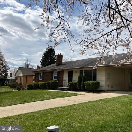 Image 2 - 11 Thurston Drive, Upper Marlboro, Prince George's County, MD 20774, USA - House for rent