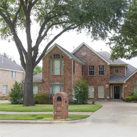 Rent this 4 bed house on 668 Water Oak Drive in Plano, TX 75025