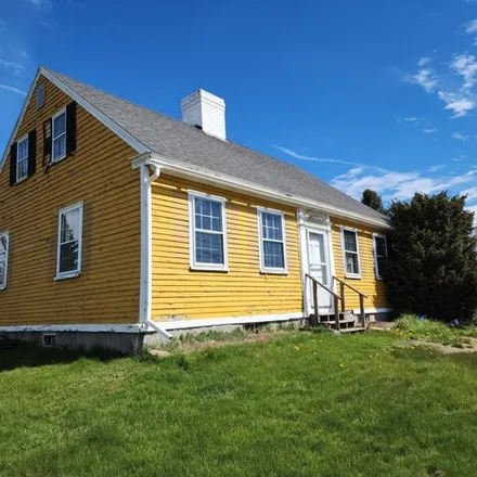 Buy this 3 bed house on 152 East Main Street in Searsport, Waldo County