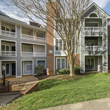 Buy this 2 bed condo on 951 Washington Street in Raleigh, NC 27605