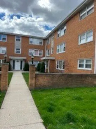 Rent this 2 bed house on 6925-6935 West 64th Place in Chicago, IL 60638