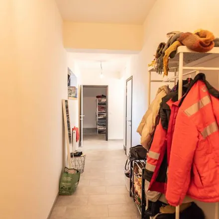 Rent this 3 bed apartment on Sint-Jan Baptistkerk in Ouwegemstraat, 9750 Kruisem
