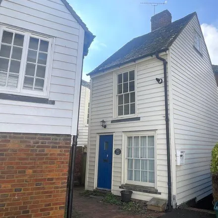 Rent this 2 bed house on Twentyone.A in Stone Street, Cranbrook