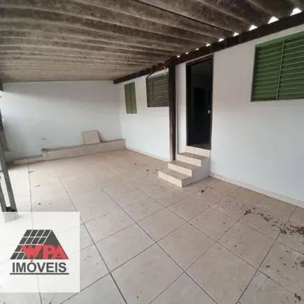 Rent this 3 bed house on Avenida Afonso Schmidt in Americana, Americana - SP