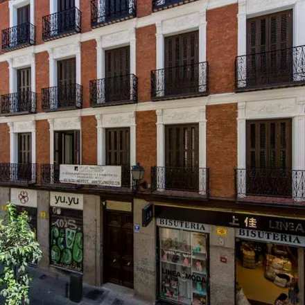 Rent this 7 bed apartment on La Colada in Calle de Juanelo, 28012 Madrid