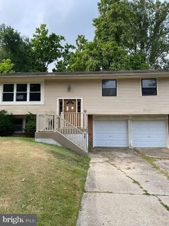 Buy this 3 bed house on 10 Parkview Road in Stratford, Camden County