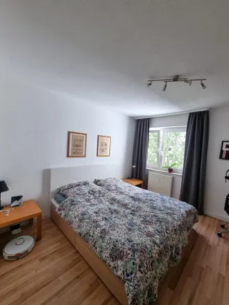 Rent this 2 bed apartment on Schafheckstraße 10 in 60599 Frankfurt, Germany