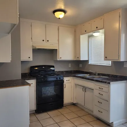 Rent this 2 bed apartment on Marvin A Dutcher Middle School in North Olive Avenue, Turlock