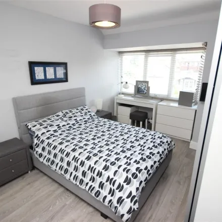 Image 3 - Kiniths Way, Halesowen, B62 9HJ, United Kingdom - Apartment for rent