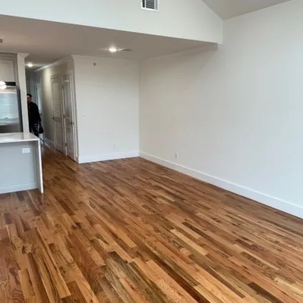 Rent this 3 bed apartment on 261 Renner Avenue in Newark, NJ 07112