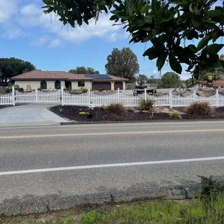 Buy this 3 bed house on 390 North Mesa Road in Nipomo, San Luis Obispo County