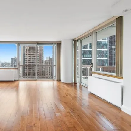 Rent this 2 bed apartment on The Vanderbilt in East 41st Street, New York