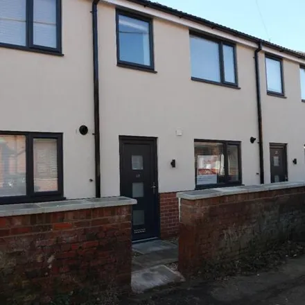 Rent this 2 bed townhouse on St Thomas in York Buildings, Trowbridge