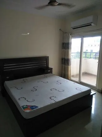 Rent this 3 bed apartment on unnamed road in Lucknow District, बड़ा भरवांरा - 226010
