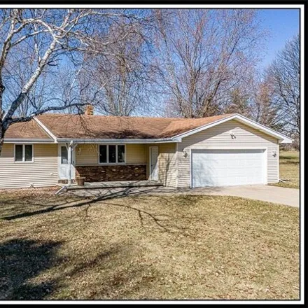 Buy this 3 bed house on 3009 North Abendroth Street in Appleton, WI 54914