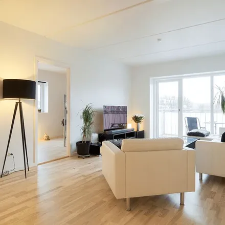 Rent this 3 bed apartment on Haslevgade karré 1 in Haslevgade, 2630 Taastrup