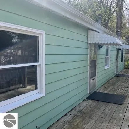 Buy this 4 bed house on 6080 East Broadway Road in Chippewa Township, MI 48858