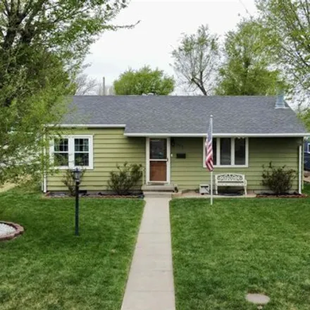 Buy this 2 bed house on 805 12th Avenue in Dodge City, KS 67801