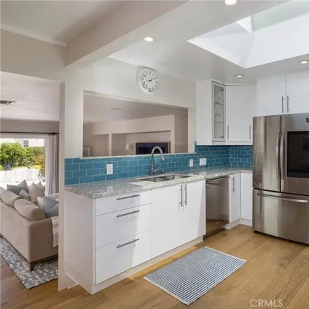 Image 9 - 7822 Boeing Avenue, Los Angeles, CA 90045, USA - House for sale
