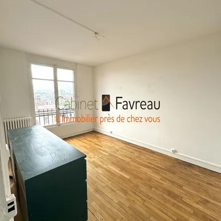Rent this 1 bed apartment on 2 Avenue Laplace in 94110 Arcueil, France
