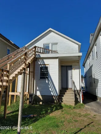 Image 3 - 304 2nd Avenue, City of Watervliet, NY 12189, USA - Duplex for sale