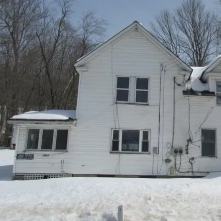 Buy this 4 bed house on 1035 Main Street in Jay, Franklin County