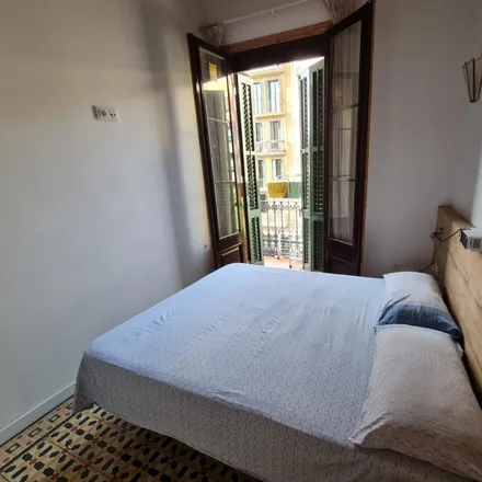 Rent this 1 bed apartment on Bar PHO in Carrer de Sants, 08001 Barcelona