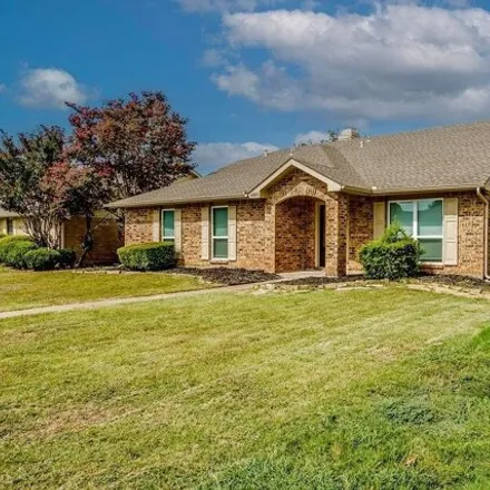 Rent this 4 bed house on 6801 Beeman Dr in Plano, Texas