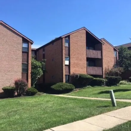 Buy this 2 bed condo on 4684 Chalet Drive in Saint Bernard, OH 45217