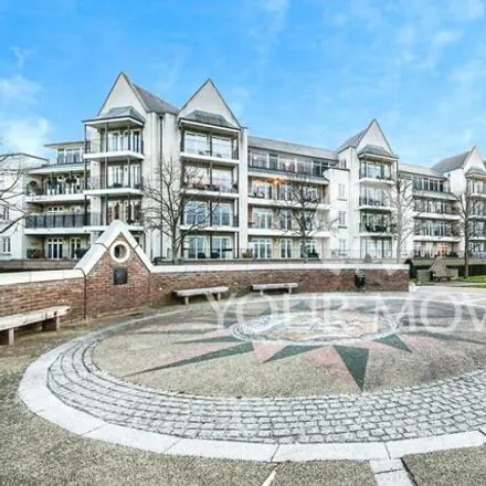 Image 1 - unnamed road, Greenhithe, DA9 9GT, United Kingdom - Apartment for rent