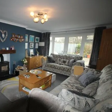 Image 2 - Mainsforth Drive, Middlesbrough, TS5 8JZ, United Kingdom - House for sale