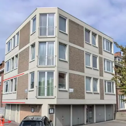 Rent this 1 bed apartment on Deken Camerlyncklaan 44 in 8500 Kortrijk, Belgium