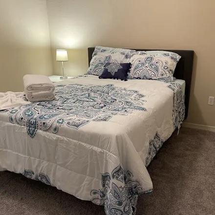Rent this 2 bed apartment on Orlando