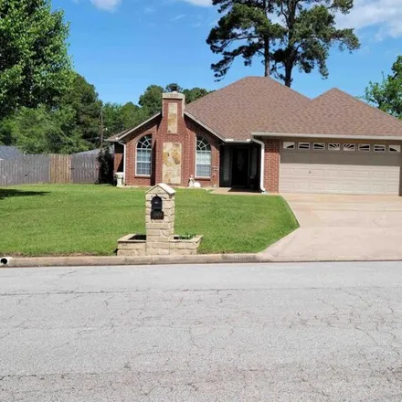 Buy this 3 bed house on 2005 Eden Drive in Longview, TX 75601