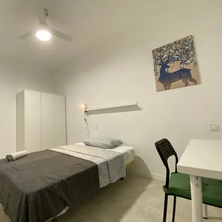 Rent this 2 bed room on Calle de Cáceres in 17, 28045 Madrid
