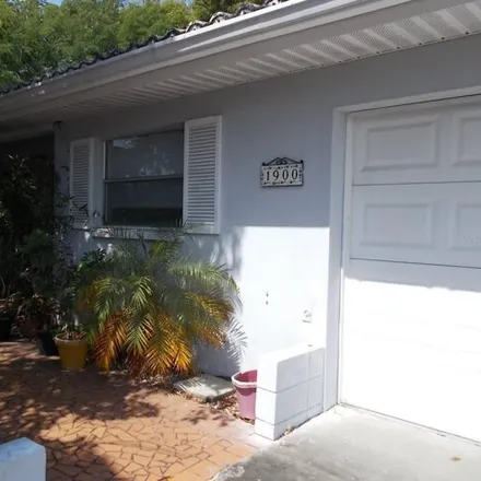 Image 2 - 1900 N Highland Ave, Clearwater, Florida, 33755 - House for sale