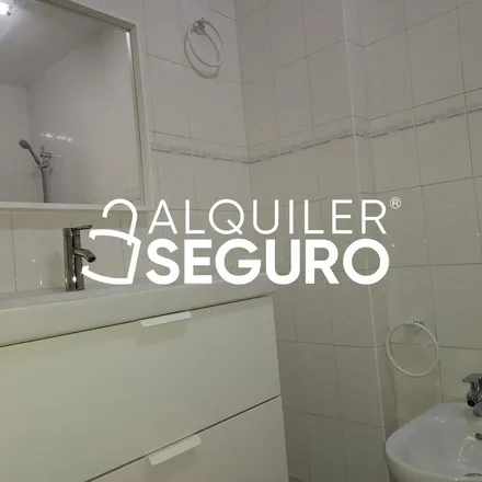 Rent this 4 bed apartment on Calle Conde de Ureña in 77, 29012 Málaga