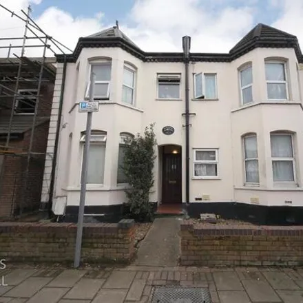 Buy this 2 bed apartment on Clarendon Road in Luton, LU2 7PJ