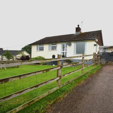 Rent this 4 bed house on Courtnay Cottages in Washfield, EX16 9RE