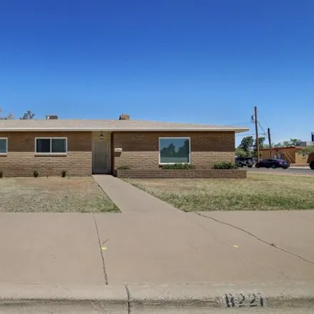 Buy this 4 bed house on 8291 Edgemere Boulevard in Cielo Vista, El Paso