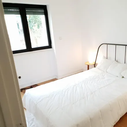Rent this 7 bed room on Jardim das Francesinhas in Rua Miguel Lupi, 1249-077 Lisbon