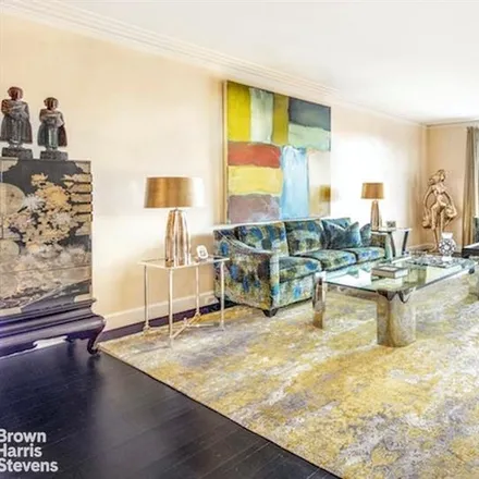 Buy this studio apartment on 955 FIFTH AVENUE 8B in New York