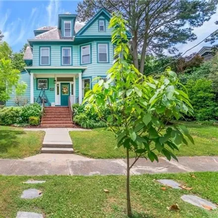 Buy this 5 bed house on 1139 Magnolia Avenue in Larchmont, Norfolk