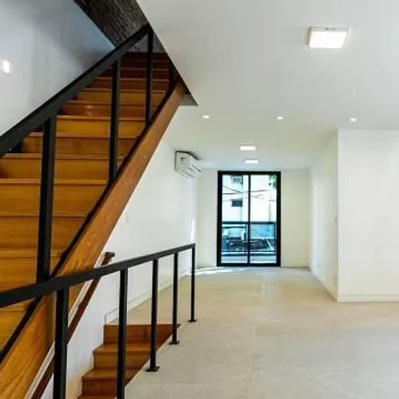 Buy this studio house on Rua Conde de Irajá 479 in Botafogo, Rio de Janeiro - RJ