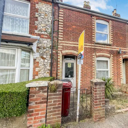 Buy this 2 bed townhouse on Cleveland Road in Chichester, PO19 7AE
