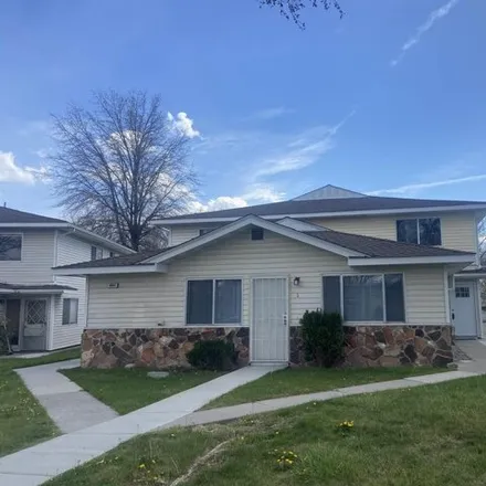 Buy this 2 bed house on 4974 Neil Circle in Reno, NV 89502