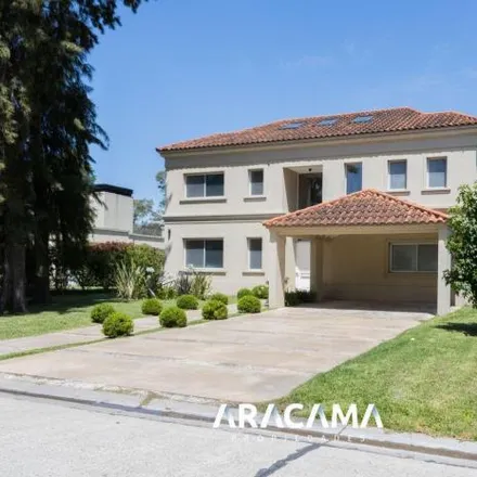Rent this 4 bed house on Avenida Mariano Castex in Partido de Ezeiza, 1801 Canning