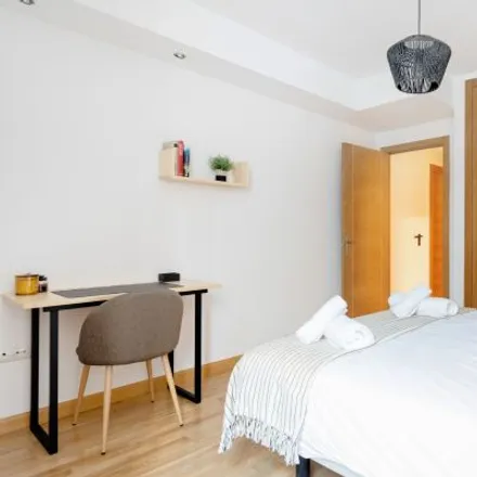 Image 6 - Calle de Robledo, 2, 28039 Madrid, Spain - Apartment for rent