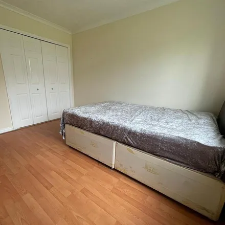 Rent this 2 bed apartment on Siddeley Drive in London, TW4 7DA