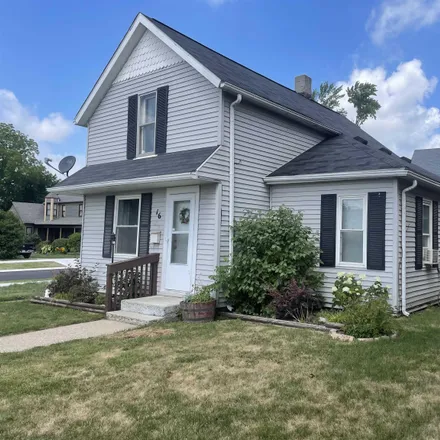 Buy this 3 bed duplex on 15 Maple Street in Croswell, Sanilac County